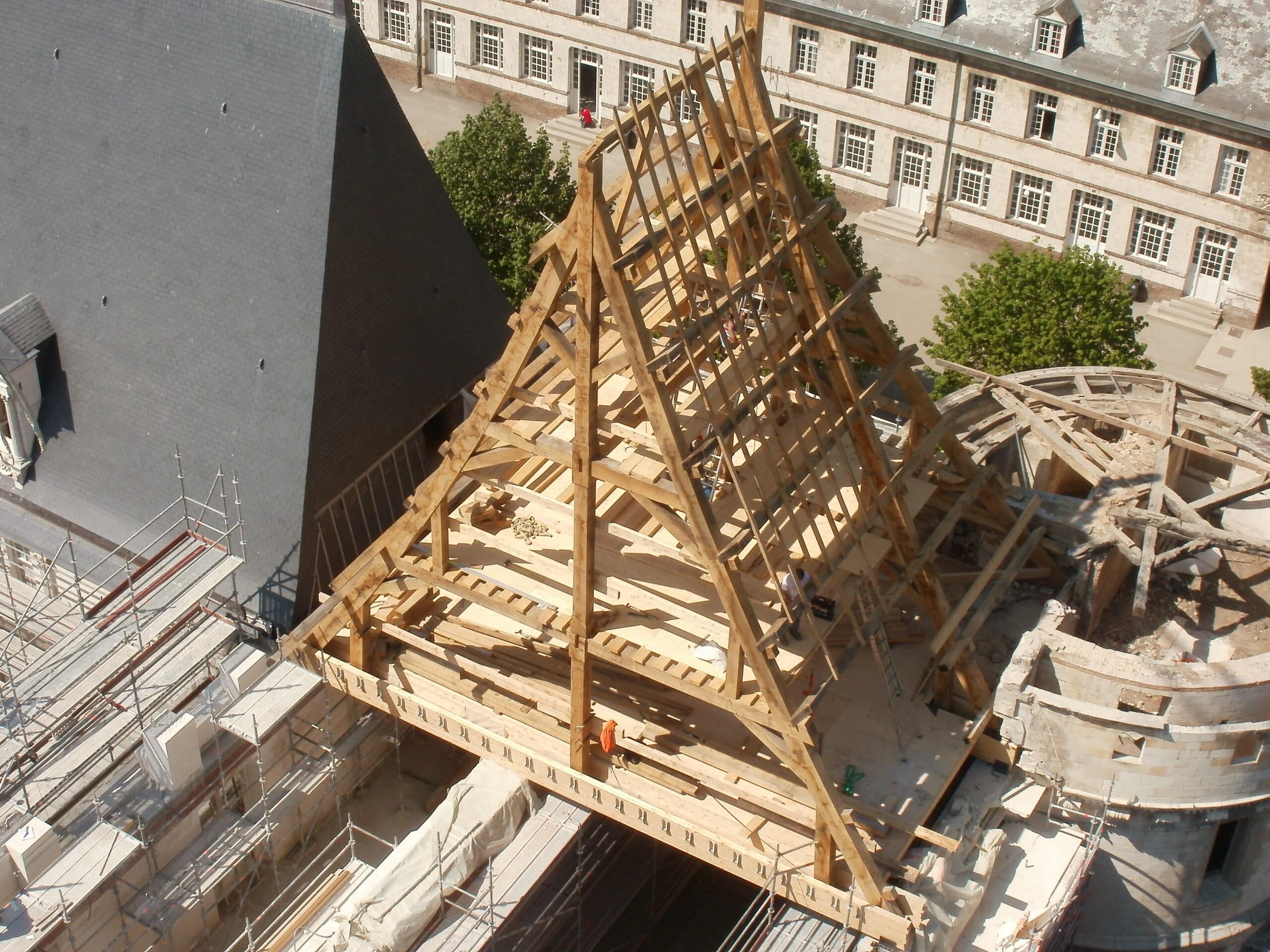 Timber framing Château de Mesnieres